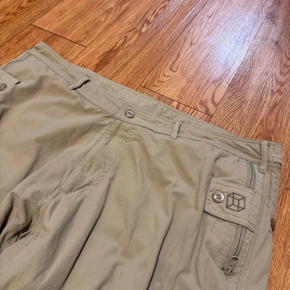 Clothing Arts 38x32 brown